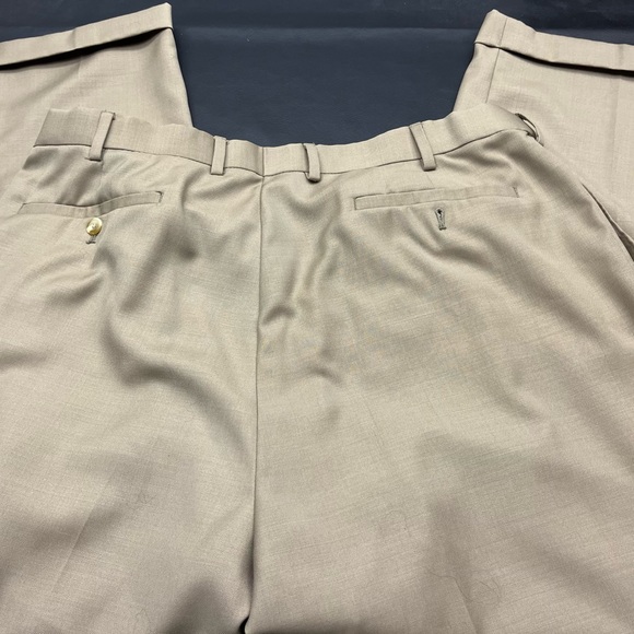 Mens’s Croft & Barrow pants - Size 40/29 - Gently worn - Picture 3 of 8